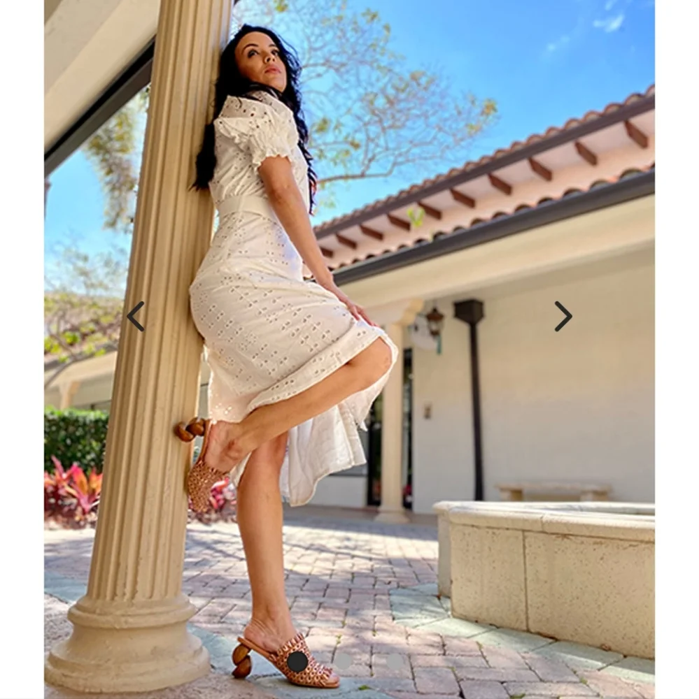 NORTHFLEET Clara Mule with Wooden Heel - Picture 3 of 12